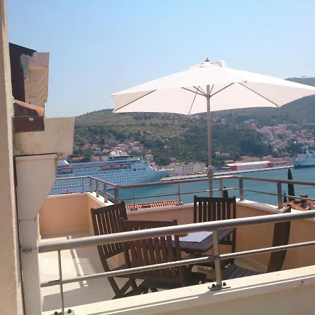 Attic Apartment Iris Dubrovnik Exterior photo